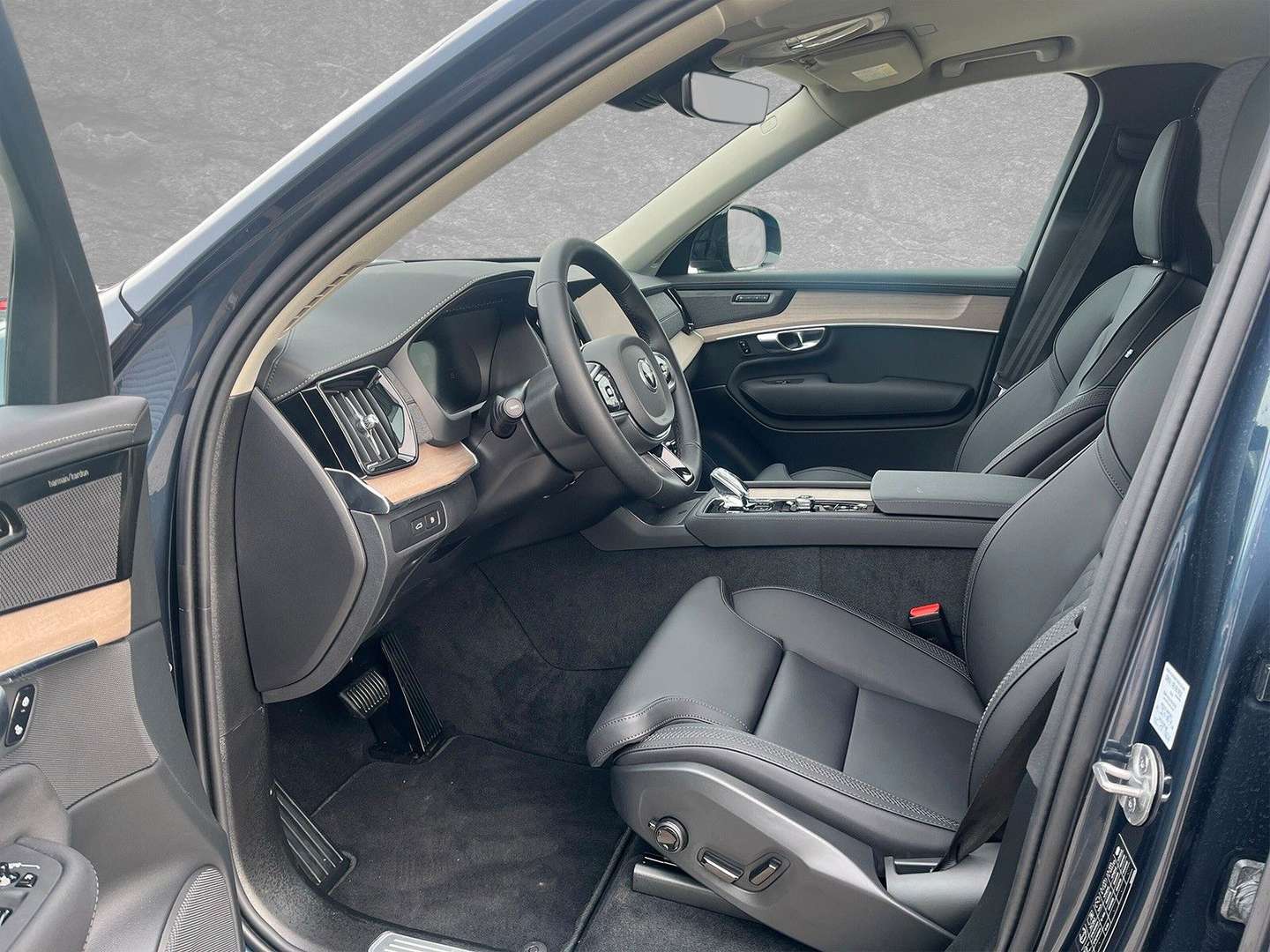 Volvo XC90 T8 Plus - 2025 - Joinsteer - #2