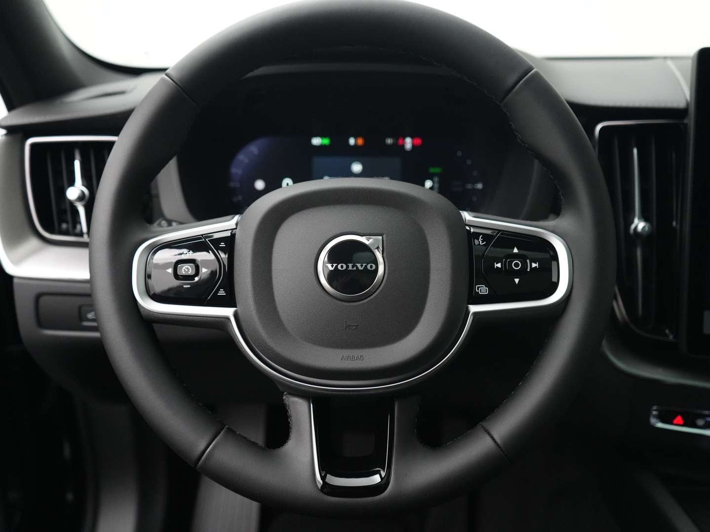 Volvo XC60 T8 Polestar Engineered - 2026 - Joinsteer - #37