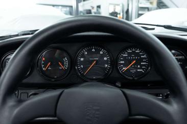 Porsche 964 Speedster — photo 11