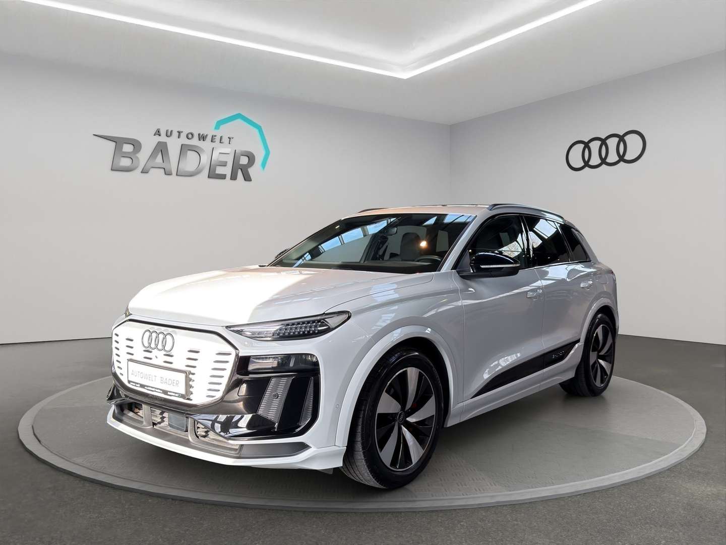 Audi Q6 E-tron S-LINE - 2024 - Joinsteer - #1