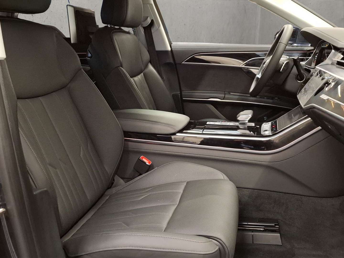 Audi A8 L 60 TFSI E - 2025 - Joinsteer - #18
