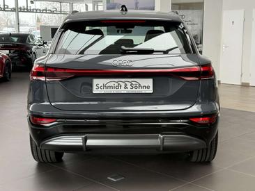 Audi Q6 E-tron S Line Performance — photo 4