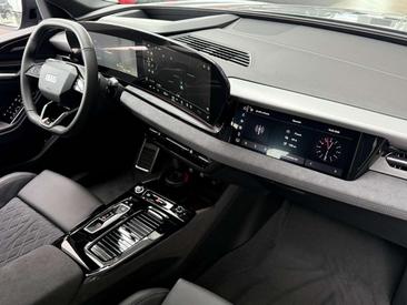 Audi Q6 E-tron S Line Performance — photo 8