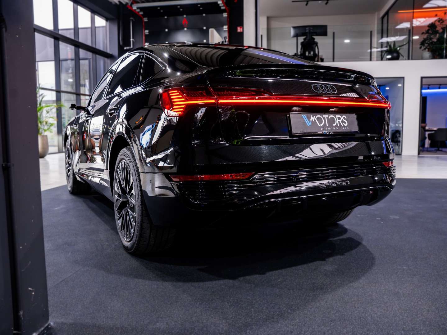 Audi Q8 E-tron 55 TFSI E Competition - 2023 - Joinsteer - #3