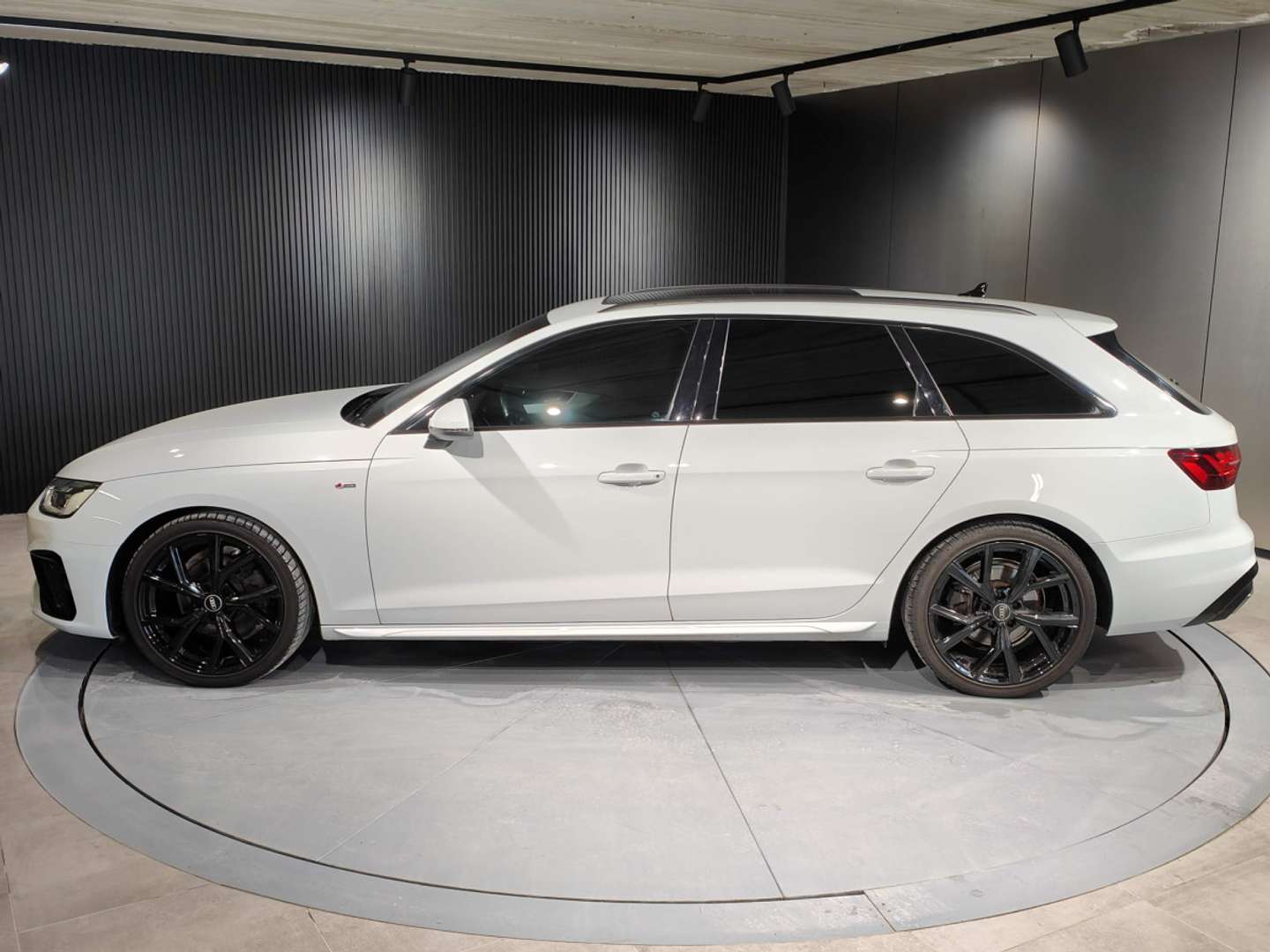 Audi A4 S Line 35 TDI - 2021 - Joinsteer - #4