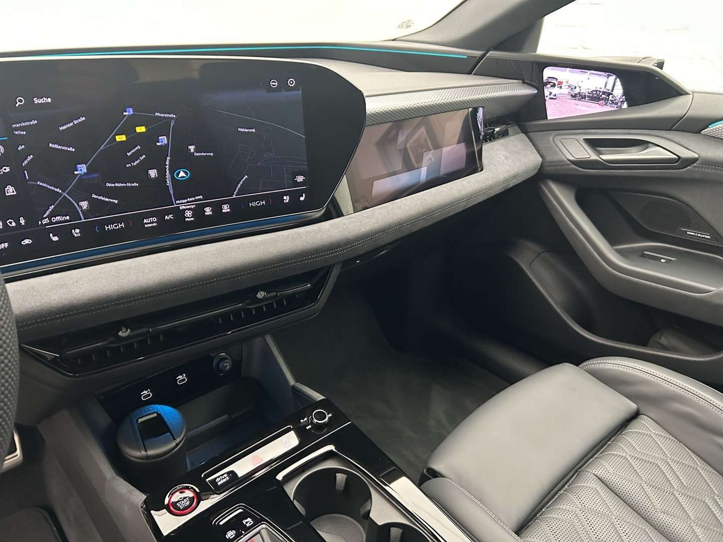 Audi A6 E-tron S Line Performance - 2025 - Joinsteer - #6