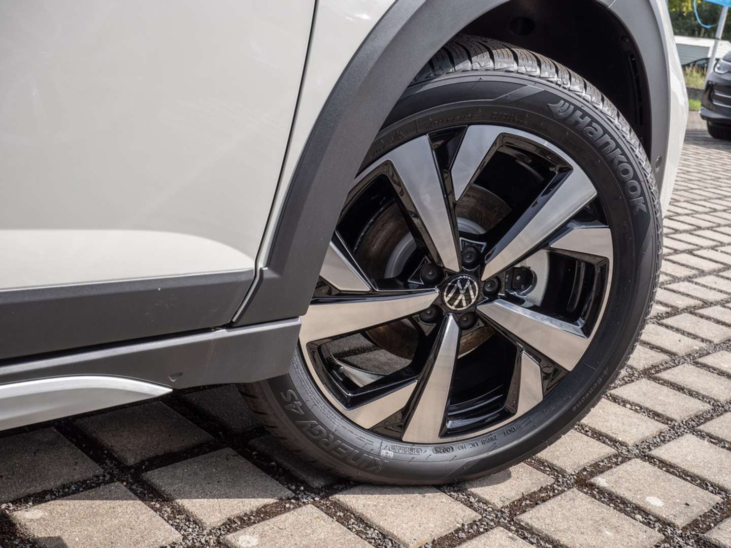 Volkswagen Taigo TSI Style - 2025 - Joinsteer - #4