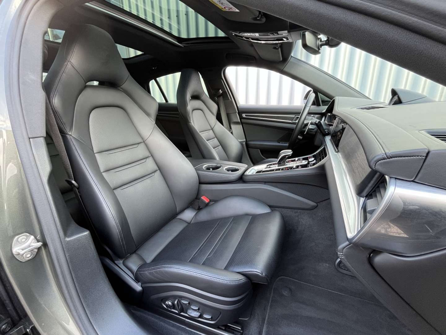 Porsche Panamera E-Hybrid - 2023 - Joinsteer - #15