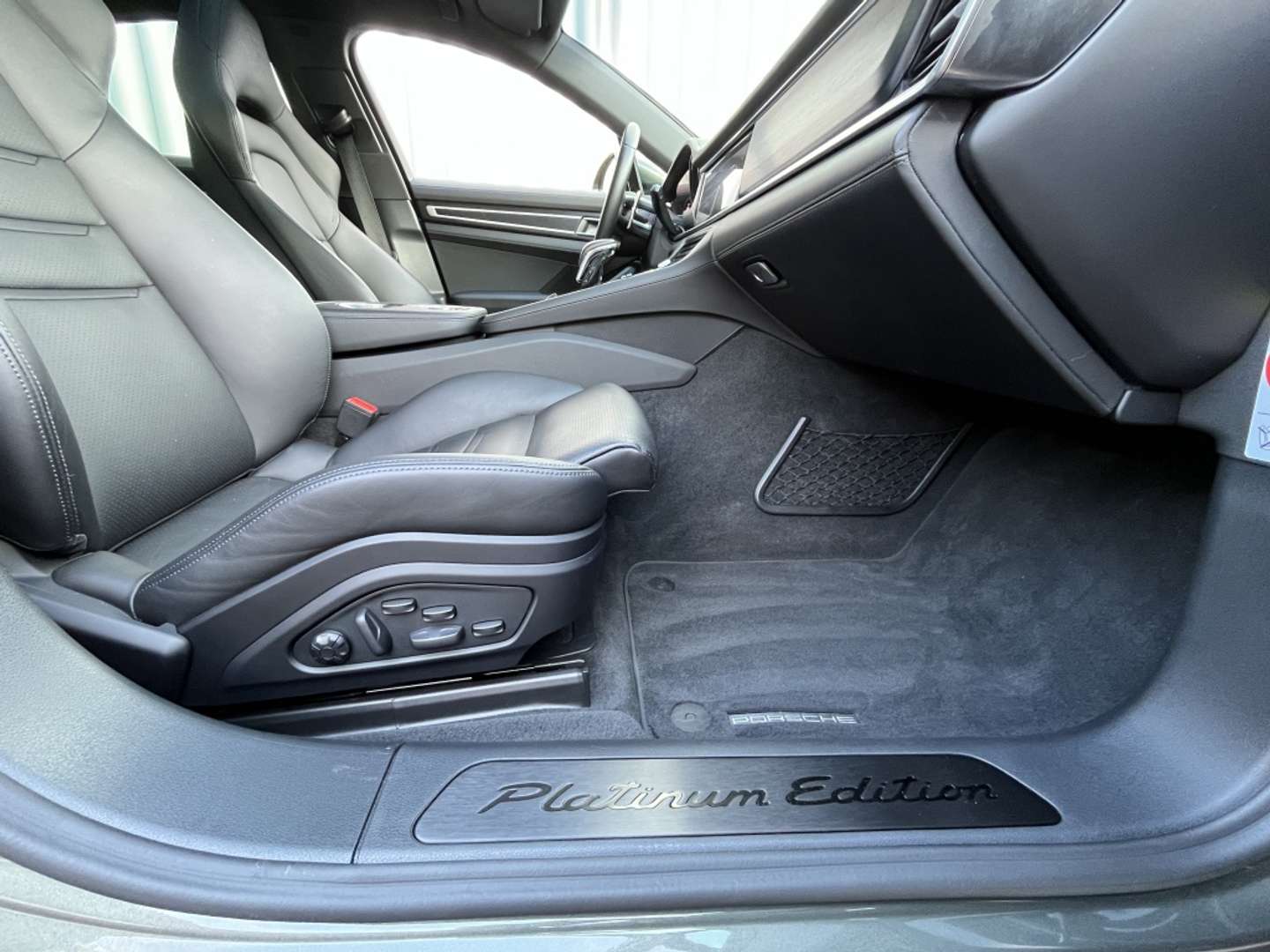 Porsche Panamera E-Hybrid - 2023 - Joinsteer - #16