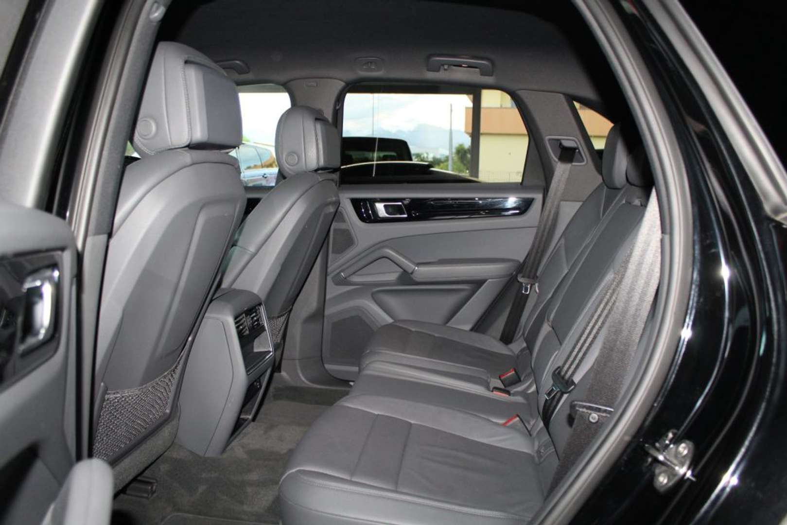 Porsche Cayenne E-Hybrid - 2019 - Joinsteer - #8