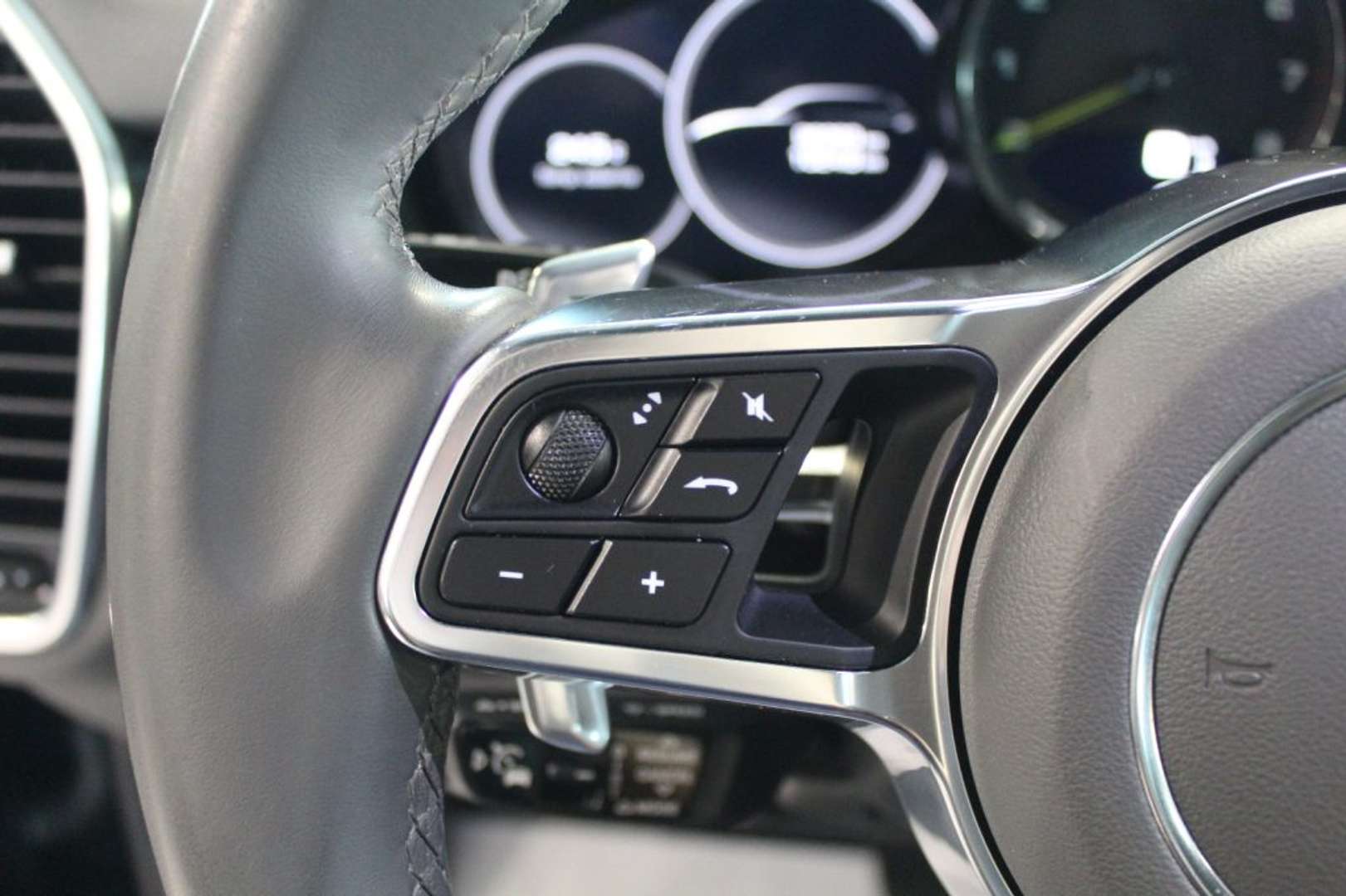 Porsche Cayenne E-Hybrid - 2019 - Joinsteer - #31