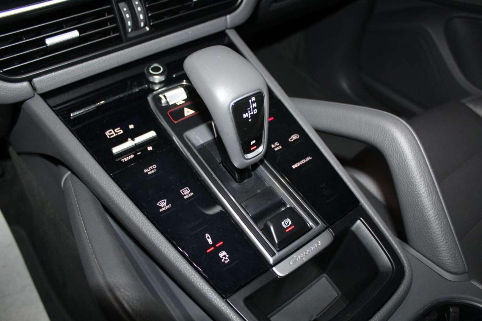 Porsche Cayenne E-Hybrid - 2019 - Joinsteer - #36