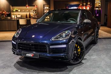 Porsche Cayenne III Turbo S E-Hybrid — photo 11