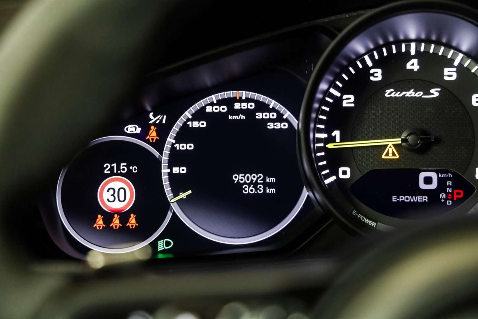 Porsche Cayenne Turbo S E-Hybrid - 2022 - Joinsteer - #18