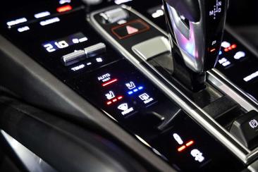 Porsche Cayenne III Turbo S E-Hybrid — photo 32
