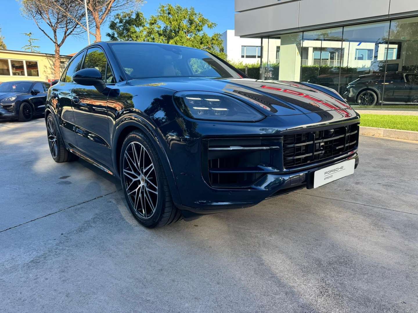 Porsche Cayenne Coupé E-Hybrid - 2025 - Joinsteer - #2