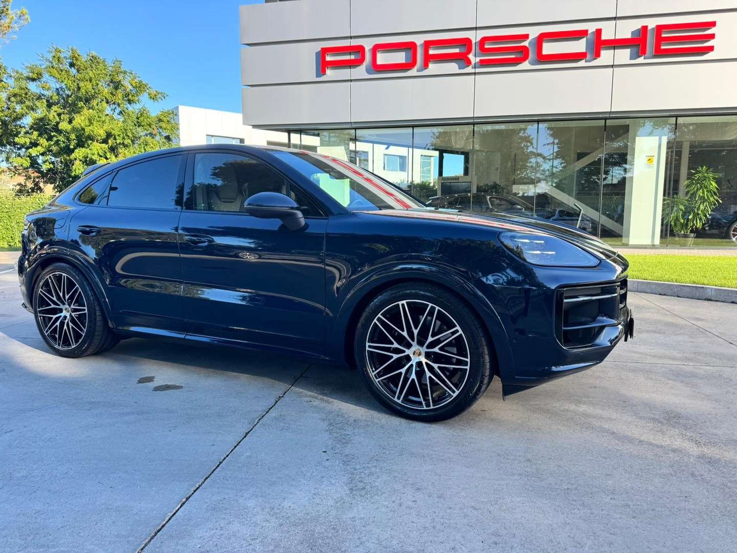 Porsche Cayenne Coupé E-Hybrid - 2025 - Joinsteer - #5