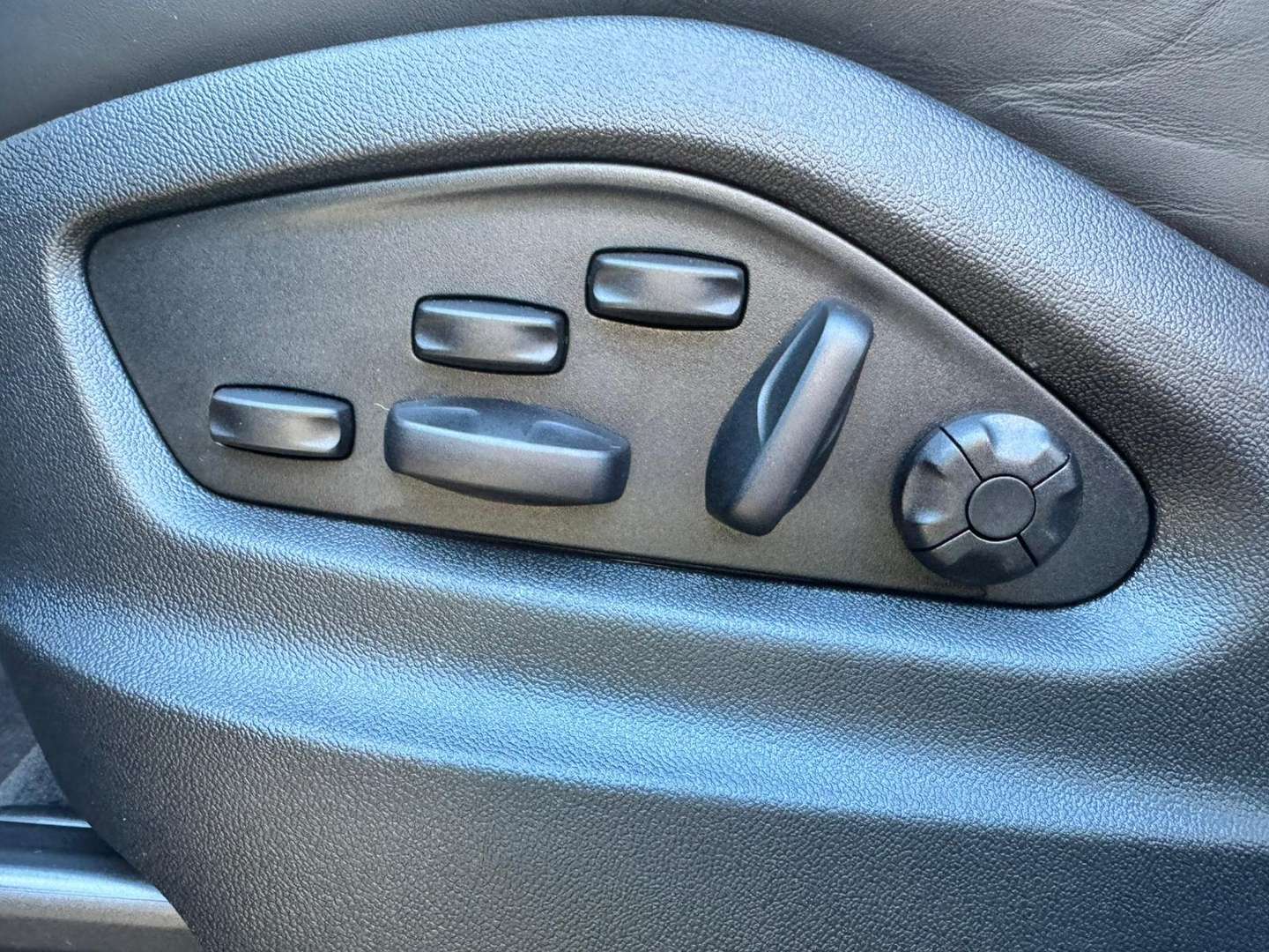 Porsche Cayenne Coupé E-Hybrid - 2025 - Joinsteer - #24