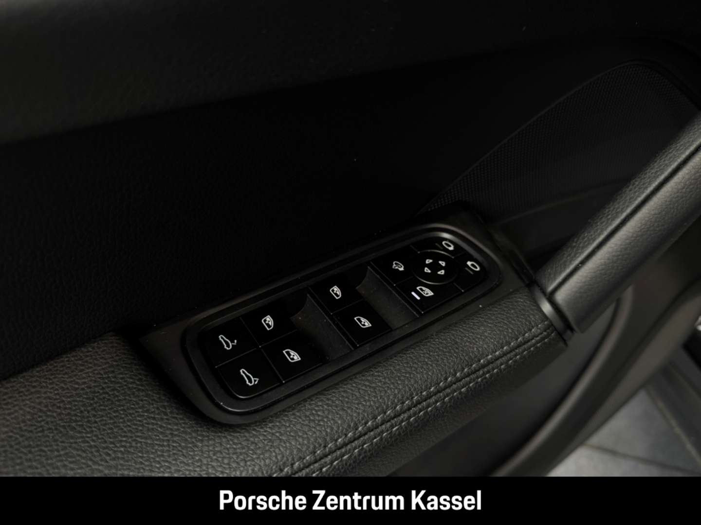 Porsche Cayenne Base - 2025 - Joinsteer - #24