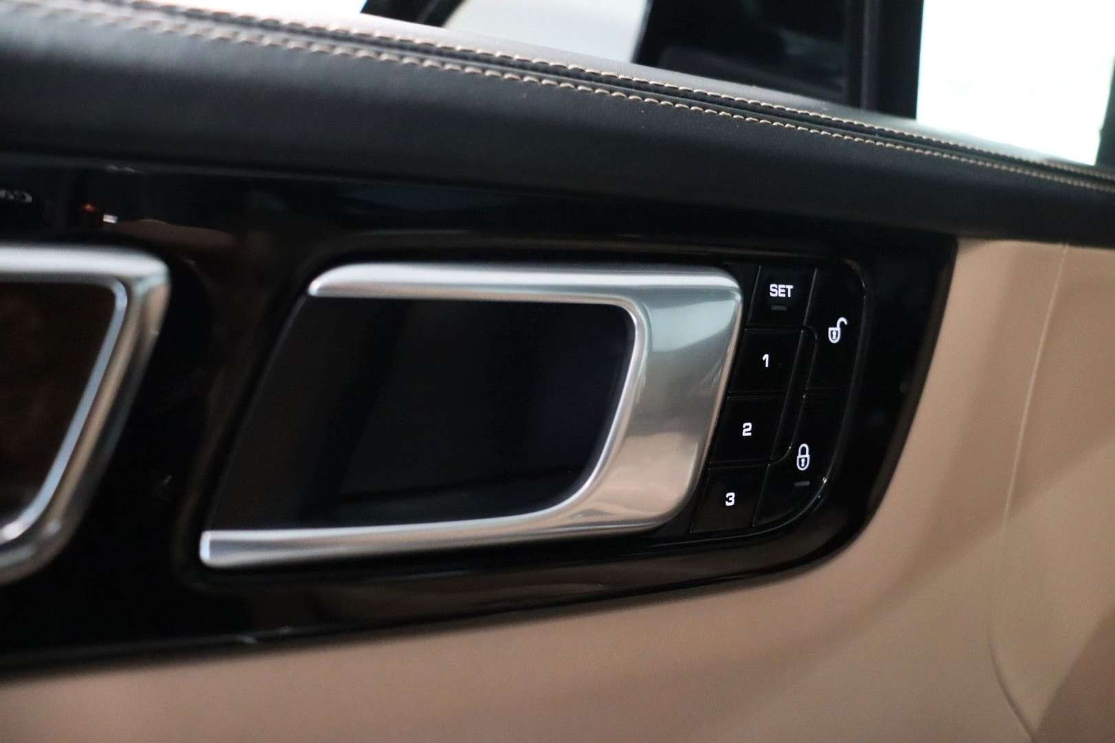 Porsche Cayenne S - 2018 - Joinsteer - #10