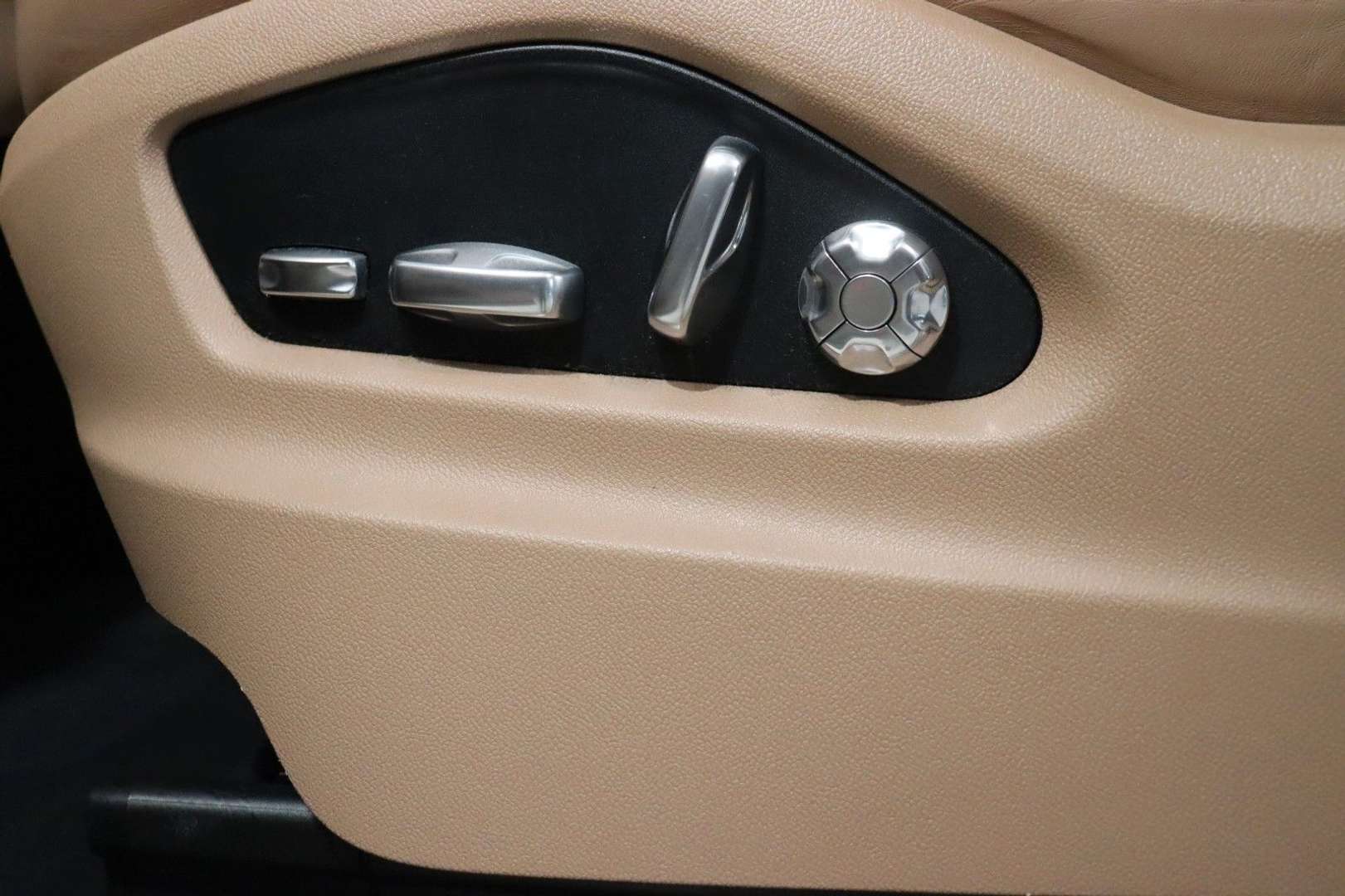 Porsche Cayenne S - 2018 - Joinsteer - #12