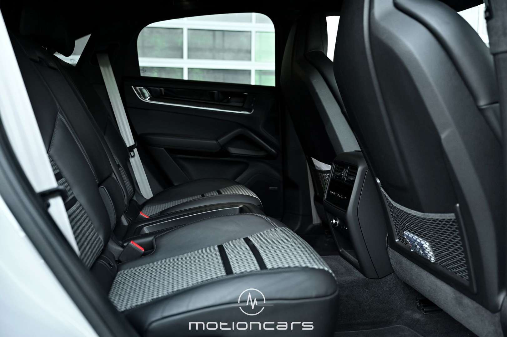 Porsche Cayenne E-Hybrid - 2024 - Joinsteer - #24