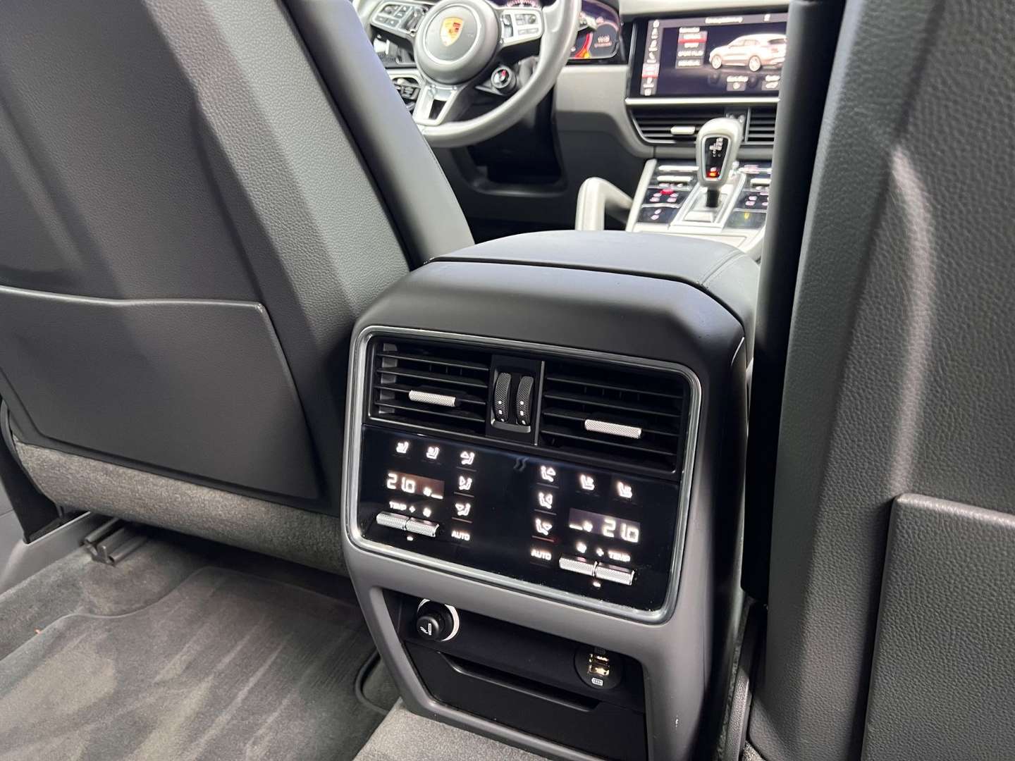 Porsche Cayenne Turbo - 2018 - Joinsteer - #26
