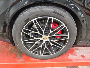 Porsche Cayenne III S — photo 9