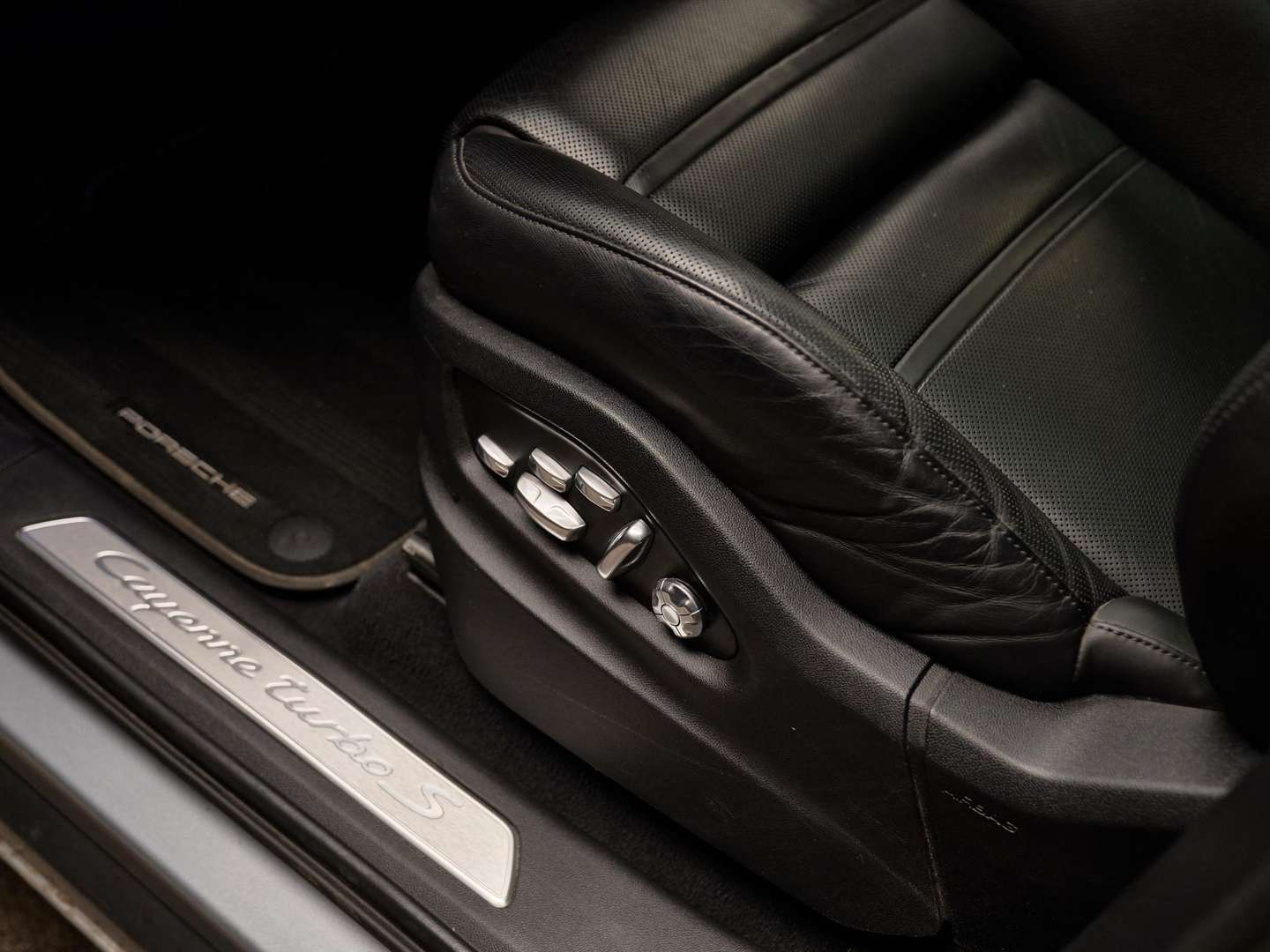 Porsche Cayenne Turbo S E-Hybrid - 2020 - Joinsteer - #9