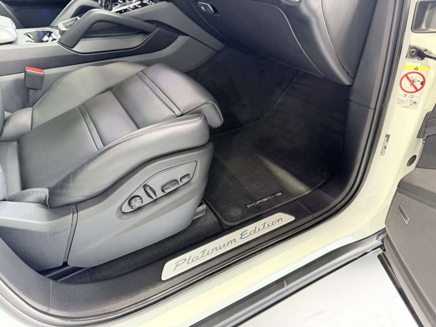 Porsche Cayenne E-Hybrid - 2023 - Joinsteer - #26