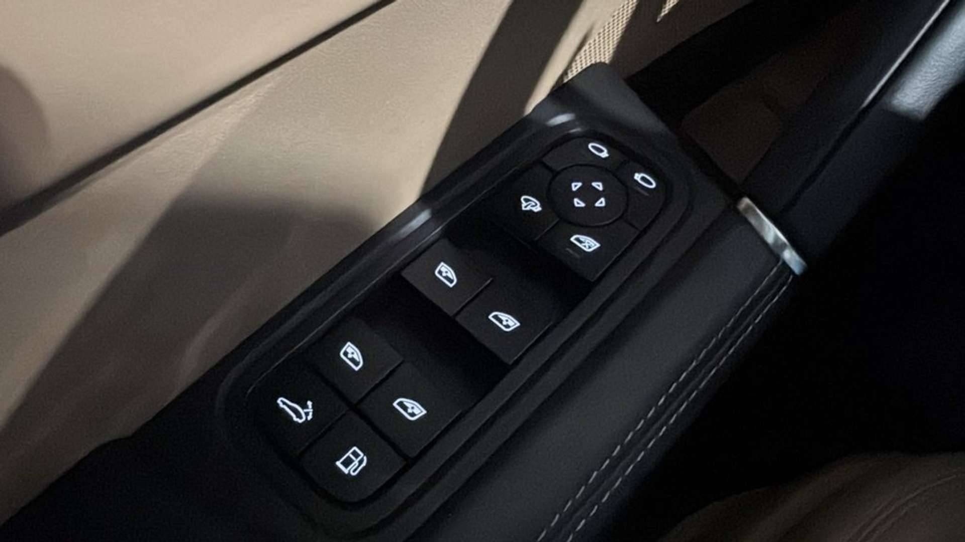 Porsche Cayenne E-Hybrid - 2021 - Joinsteer - #22