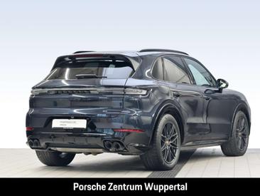 Porsche Cayenne III GTS — photo 4