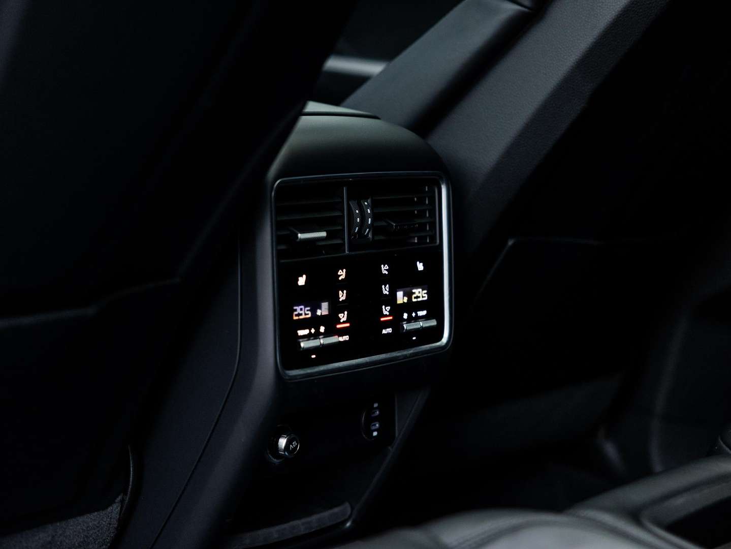 Porsche Cayenne E-Hybrid - 2022 - Joinsteer - #16