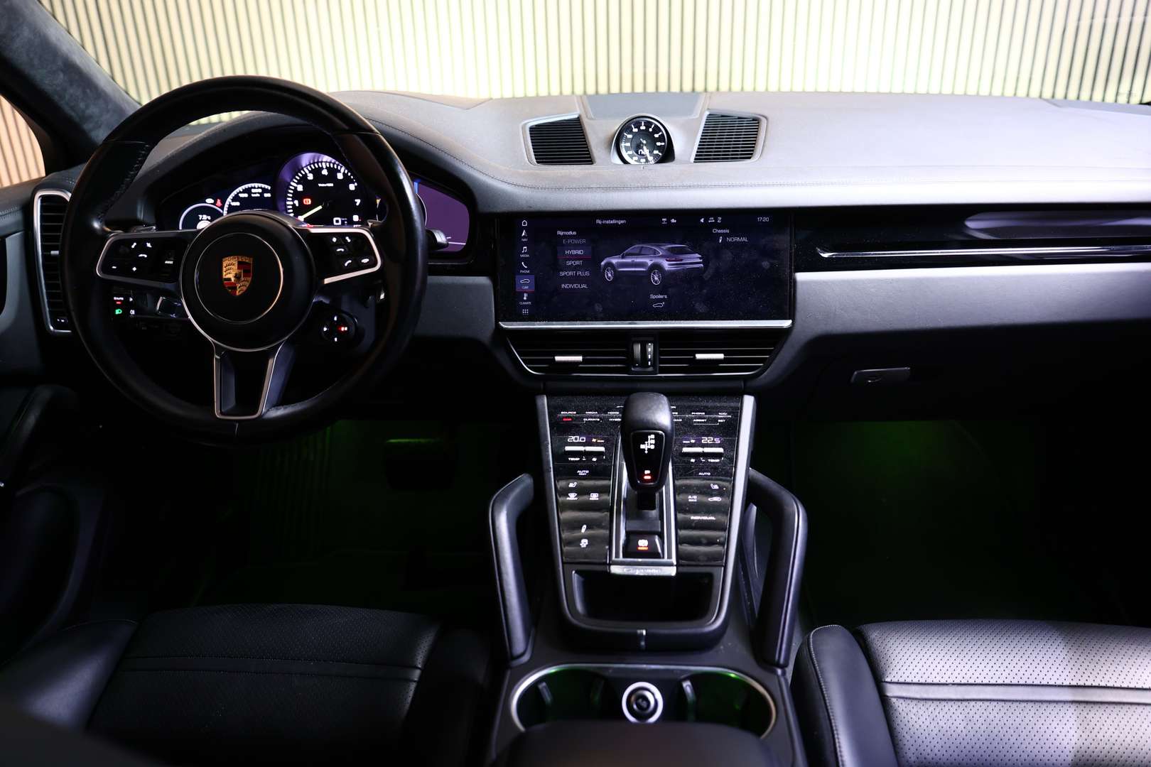 Porsche Cayenne E-Hybrid - 2020 - Joinsteer - #2