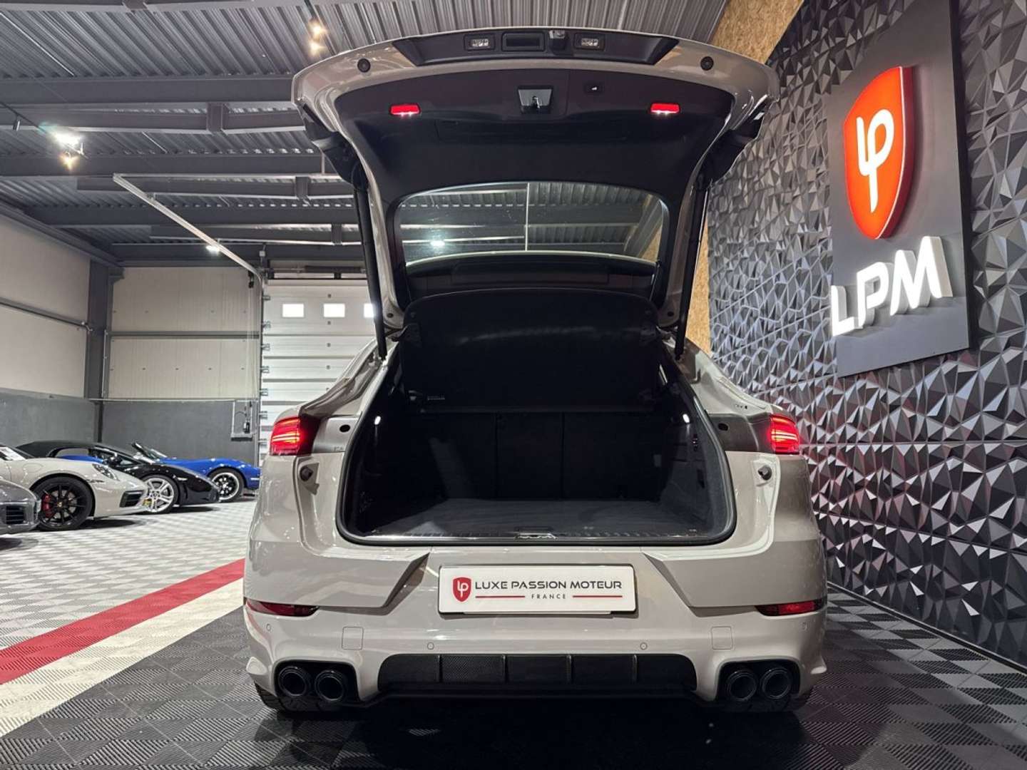 Porsche Cayenne E-Hybrid - 2021 - Joinsteer - #18