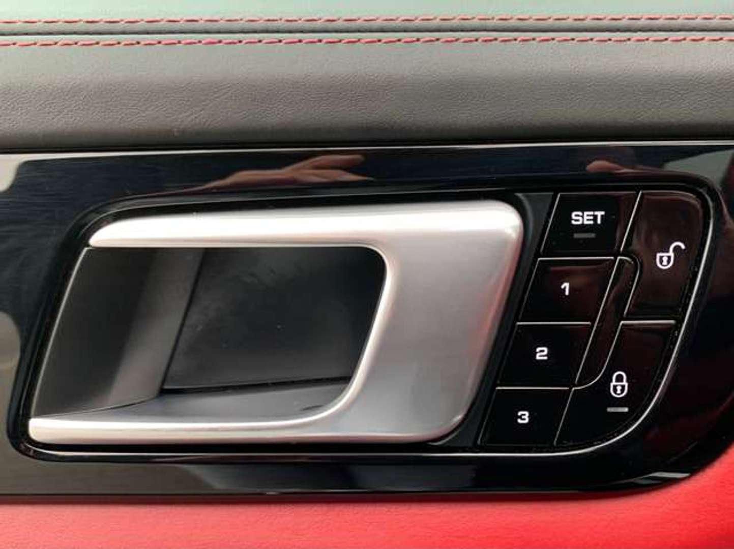 Porsche Cayenne E-Hybrid - 2018 - Joinsteer - #12