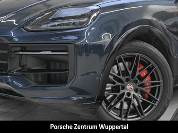 Porsche Cayenne III GTS — photo 9