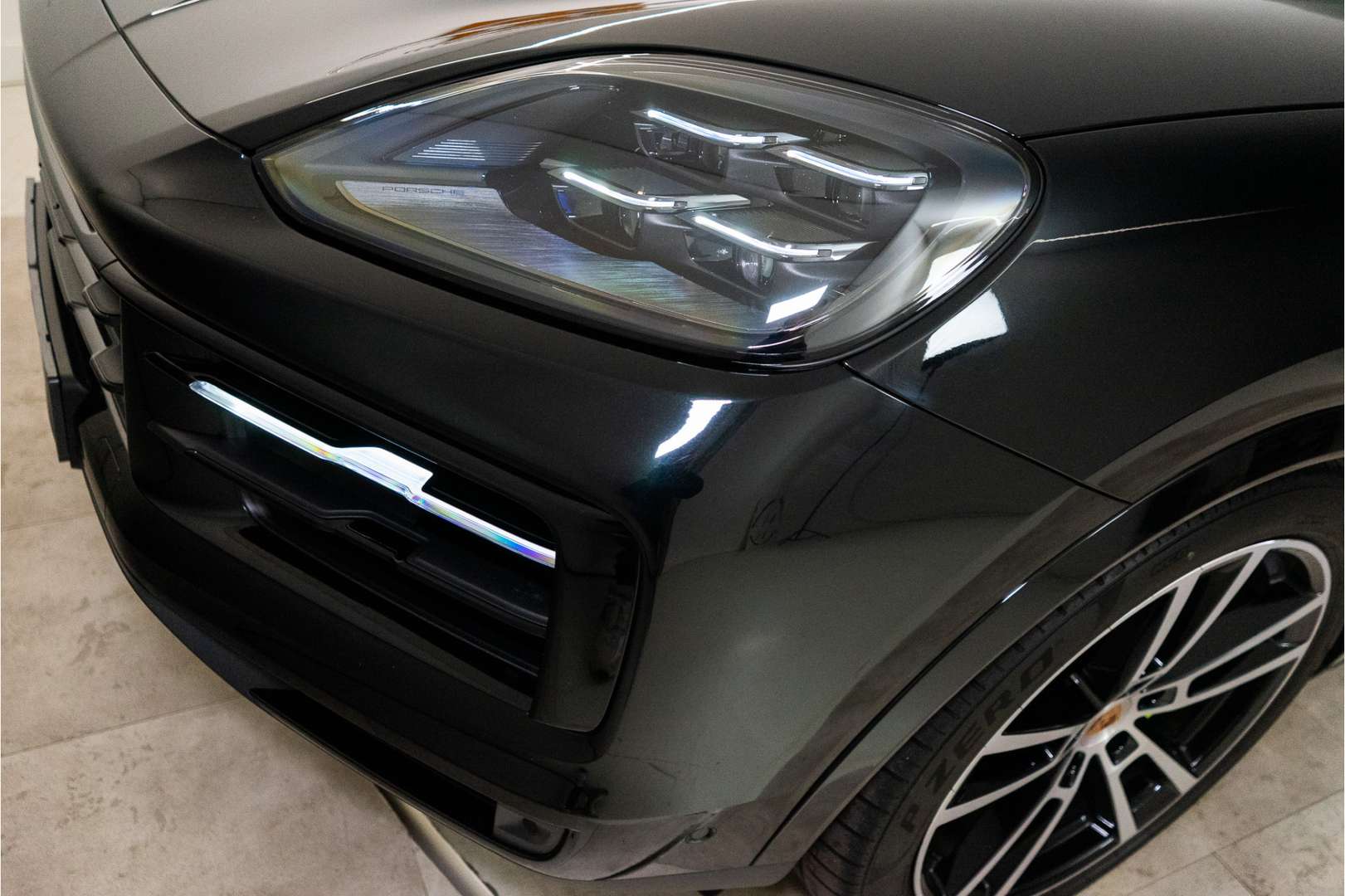 Porsche Cayenne Coupé E-Hybrid - 2024 - Joinsteer - #12