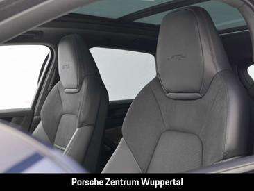 Porsche Cayenne III GTS — photo 12