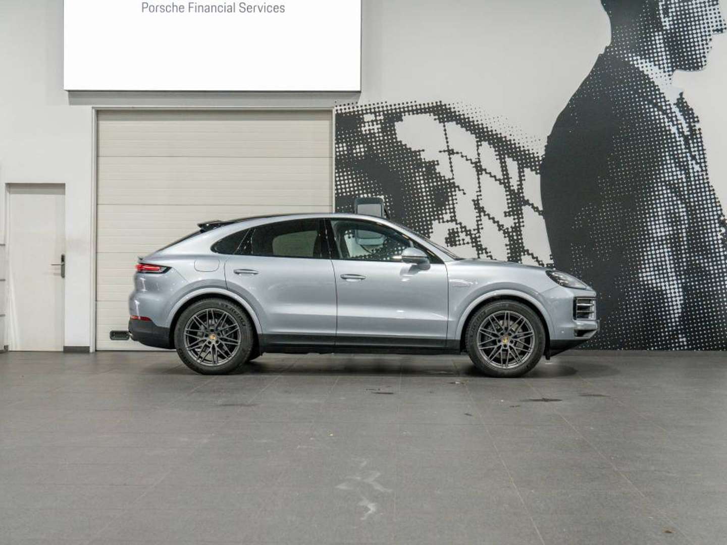 Porsche Cayenne Coupé E-Hybrid - 2025 - Joinsteer - #8