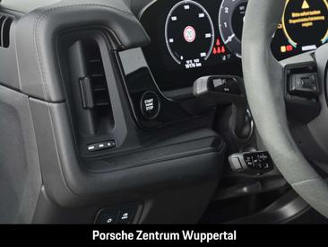 Porsche Cayenne III GTS — photo 14