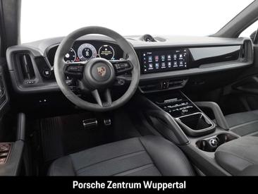 Porsche Cayenne III GTS — photo 18