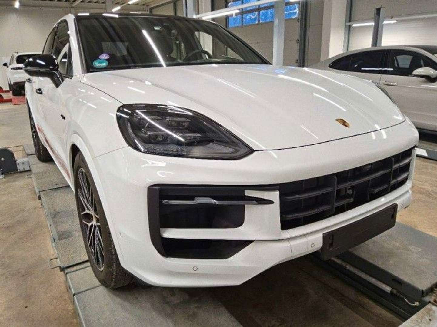 Porsche Cayenne E-Hybrid - 2024 - Joinsteer - #2