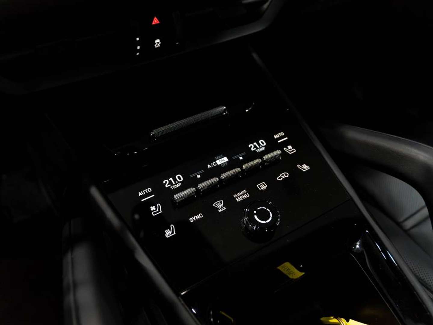 Porsche Cayenne Coupé E-Hybrid - 2025 - Joinsteer - #15