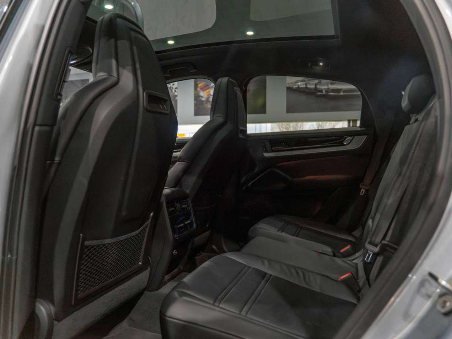 Porsche Cayenne Coupé E-Hybrid - 2025 - Joinsteer - #16