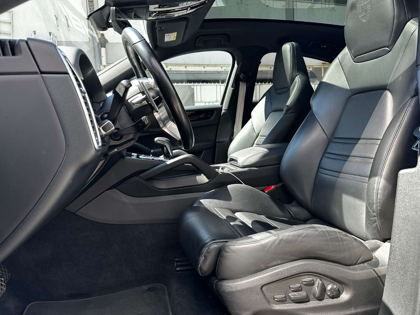 Porsche Cayenne E-Hybrid Platinum Edition - 2022 - Joinsteer - #12