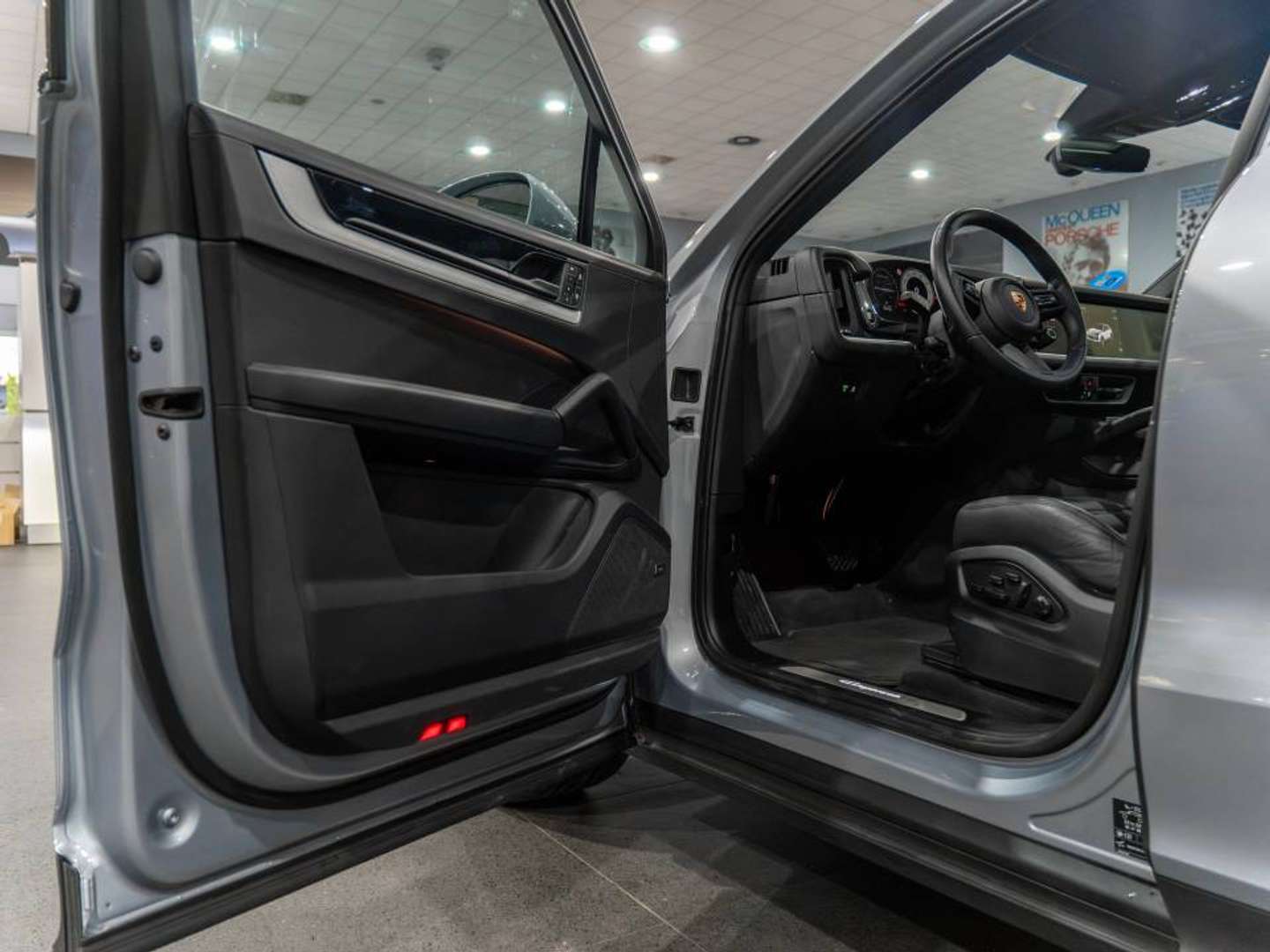 Porsche Cayenne Coupé E-Hybrid - 2025 - Joinsteer - #19