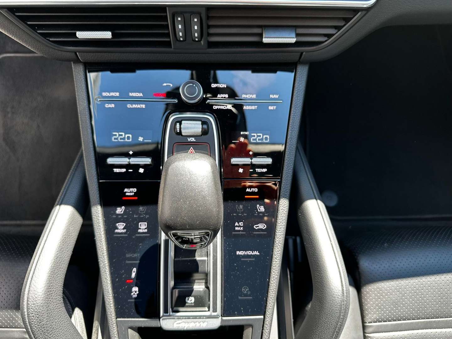 Porsche Cayenne E-Hybrid Platinum Edition - 2022 - Joinsteer - #17