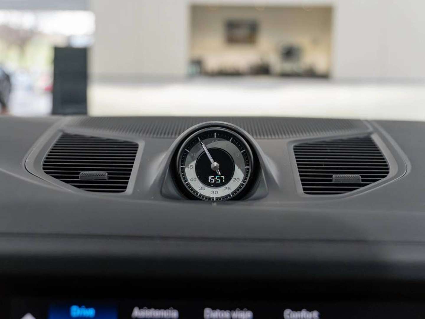 Porsche Cayenne Coupé E-Hybrid - 2025 - Joinsteer - #32