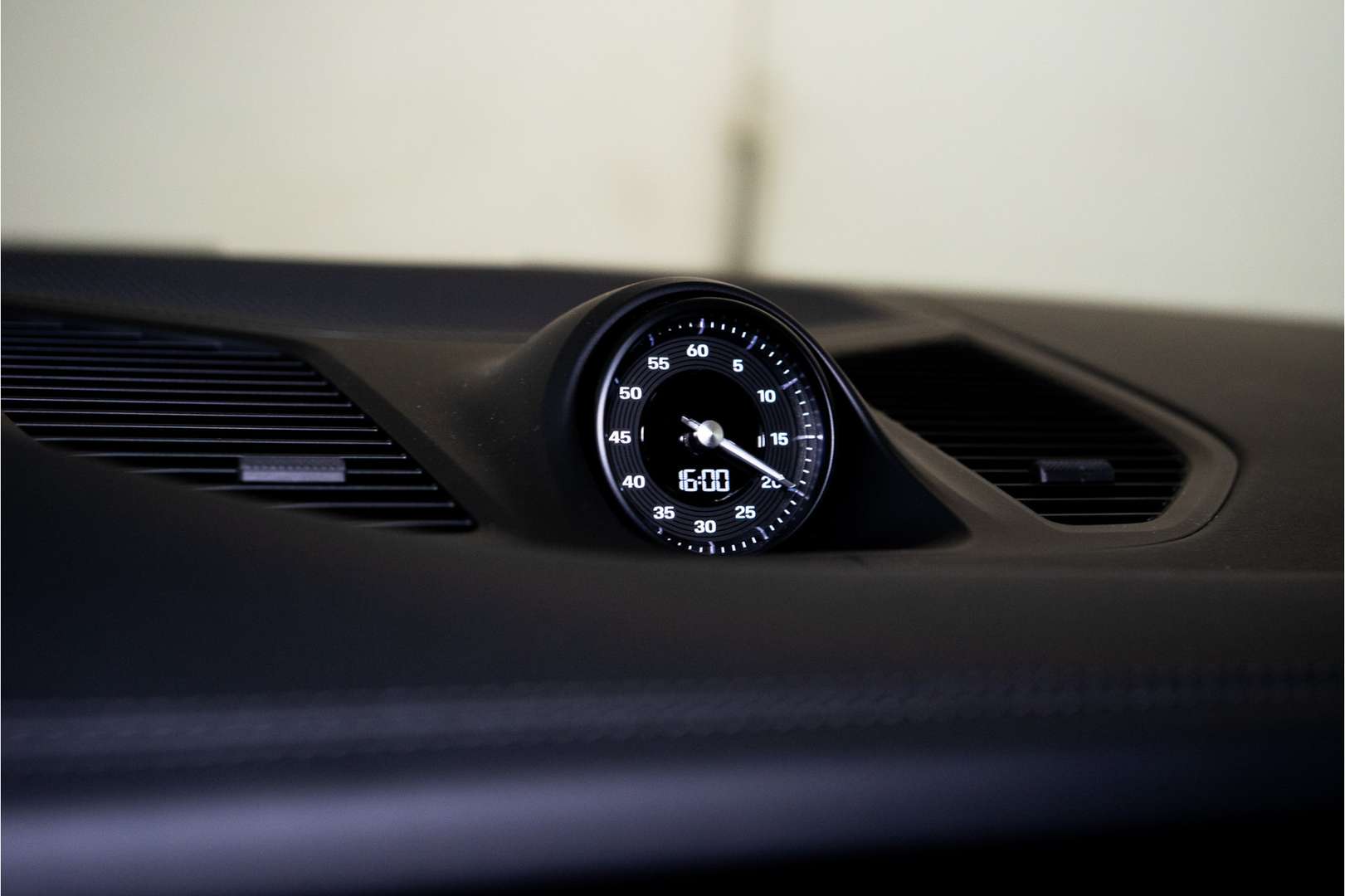 Porsche Cayenne Coupé E-Hybrid - 2024 - Joinsteer - #42